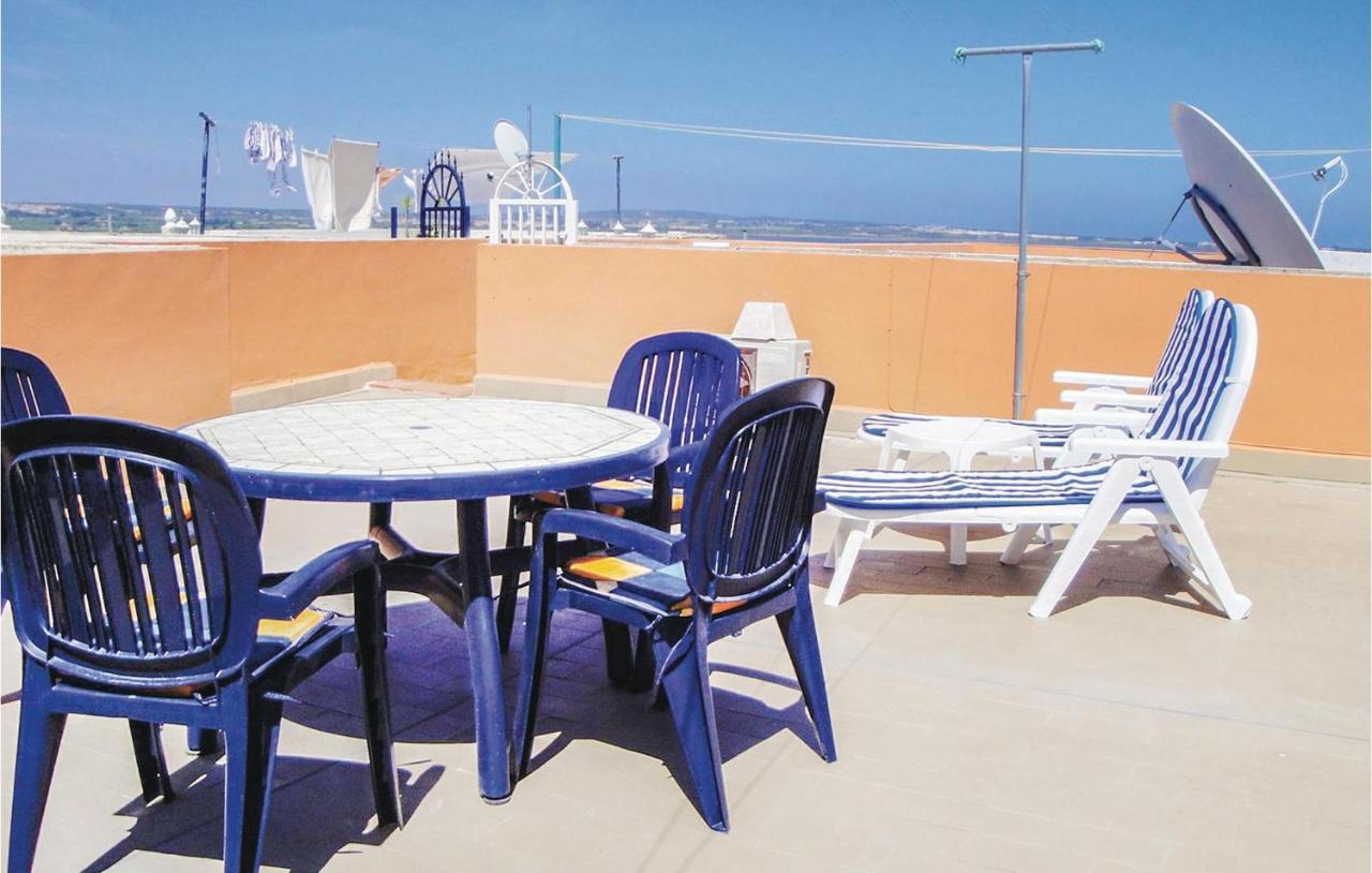 Amazing Apartment In Torrevieja With Kitchen Bagian luar foto