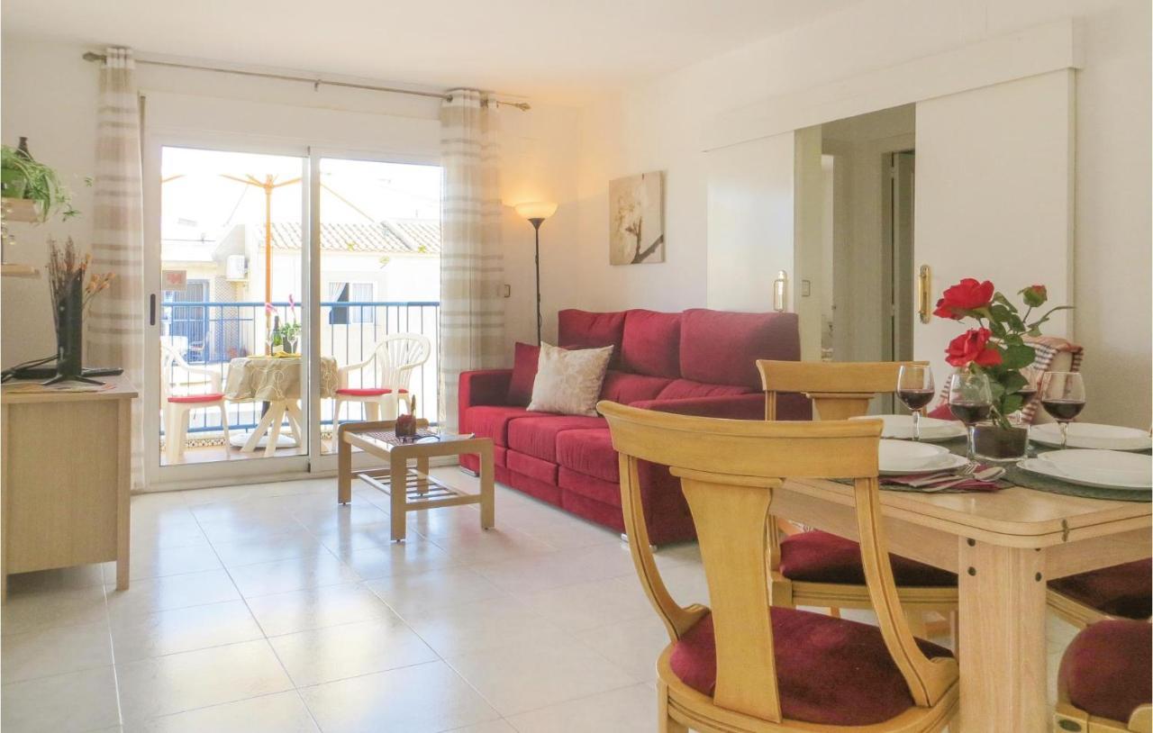 Amazing Apartment In Torrevieja With Kitchen Bagian luar foto